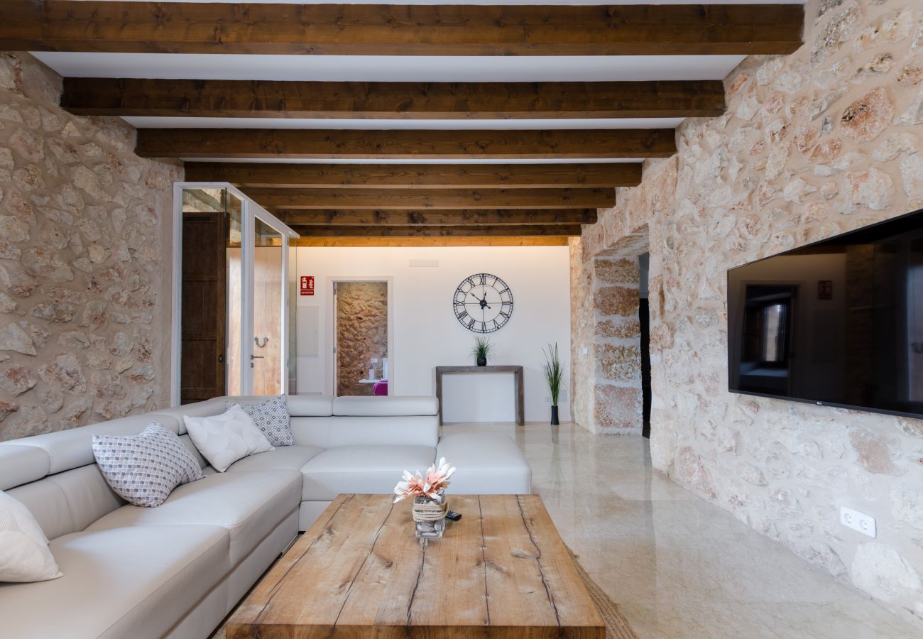 Landhaus in Sant Llorenç Des Cardassar - YourHouse Sa Riba