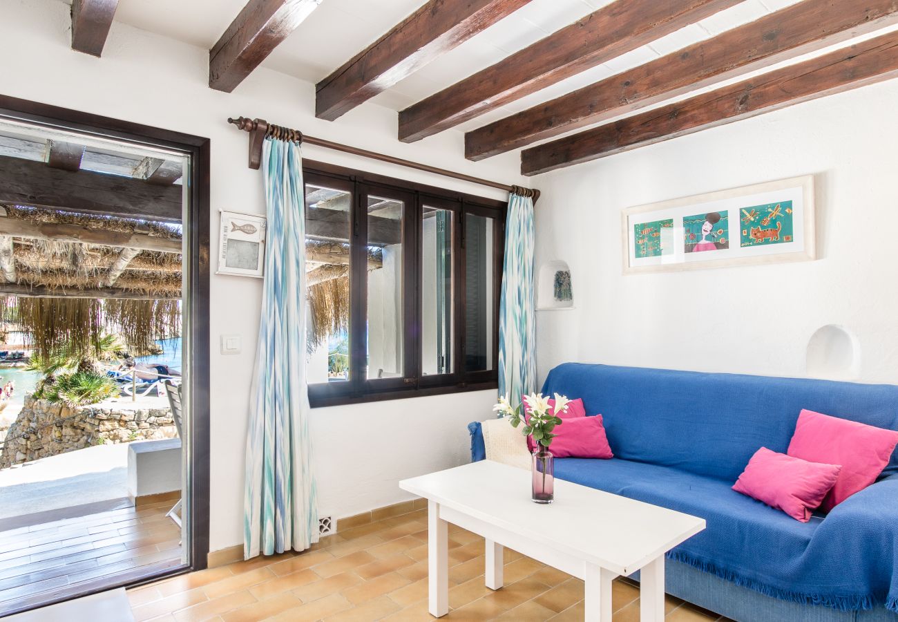 Ferienhaus in Cala Sant Vicenç - Blue fisherman house 2 By home villas 360