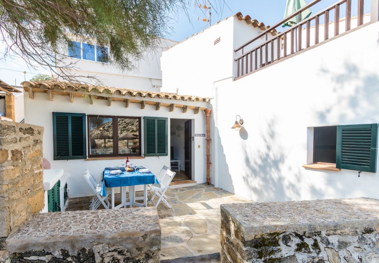 Ferienhaus in Cala Sant Vicenç - Blue fisherman house 3 By home villas 360