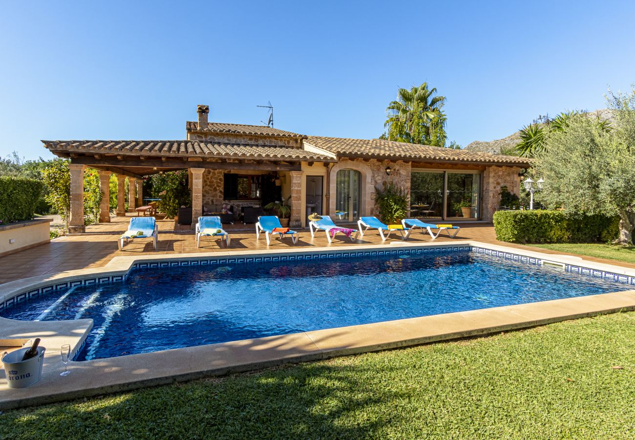 Villa in Pollensa - Villa Can Bajoca near Pollensa By home villas 360