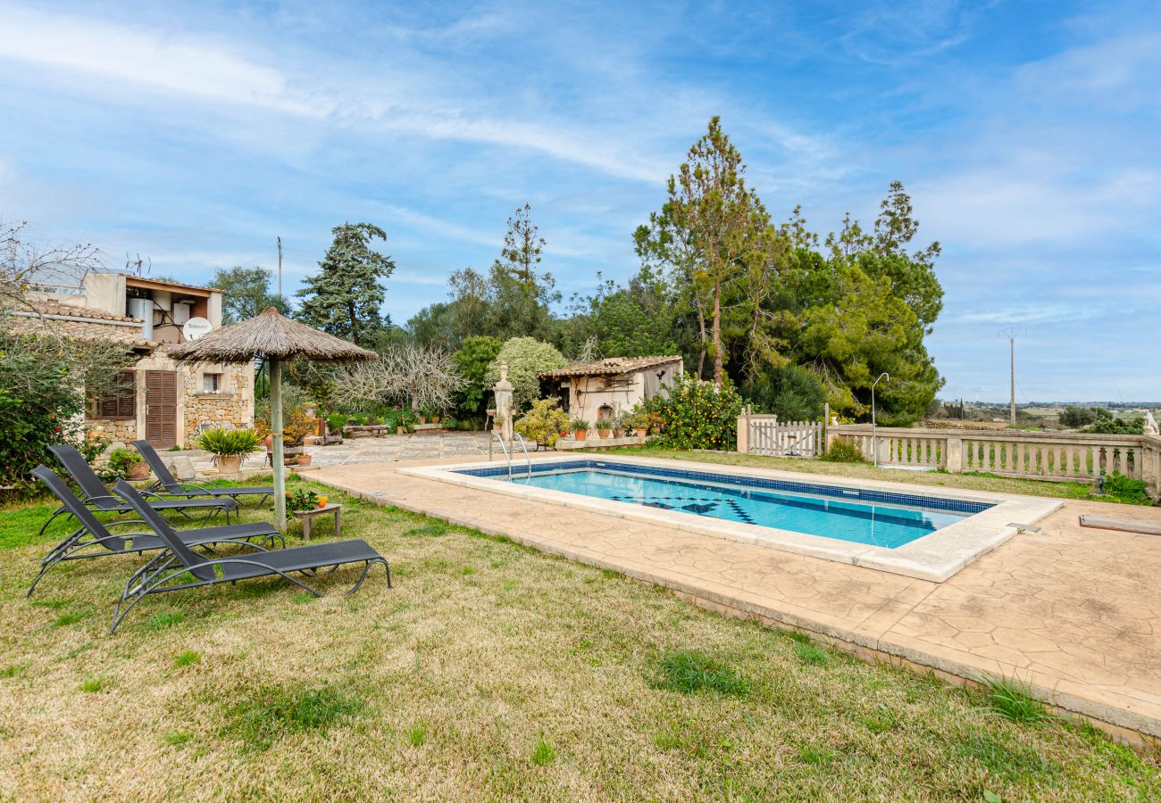 Ferienwohnung in Maria de la salut - Apartment in rural house, YourHouse Deulosal