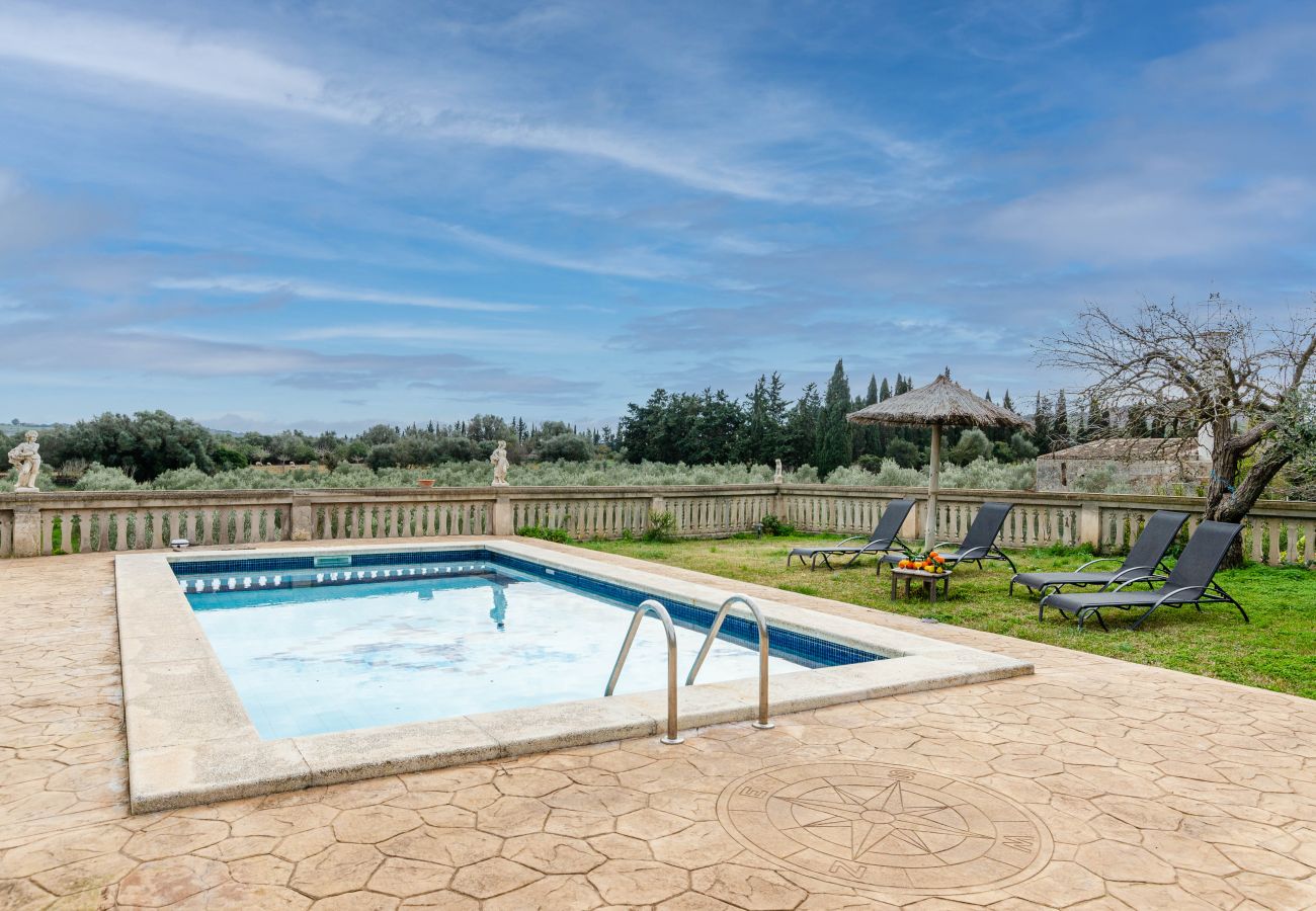 Ferienwohnung in Maria de la salut - Apartment in rural house, YourHouse Deulosal