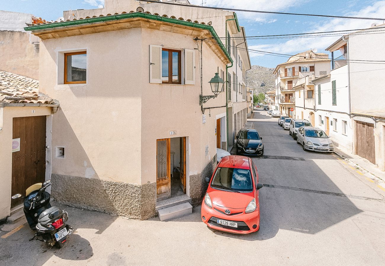 Ferienhaus in Pollensa - Townhouse with puig de Maria view by home villas