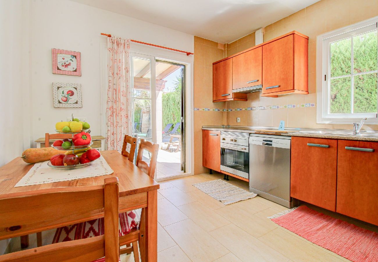 Ferienhaus in LLucmajor - A0006 Casa Ropit (Can Caldero)