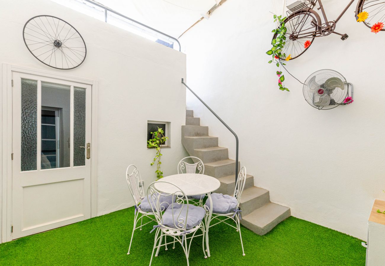 Ferienhaus in Maria de la salut - YourHouse Es Pla Cycling House