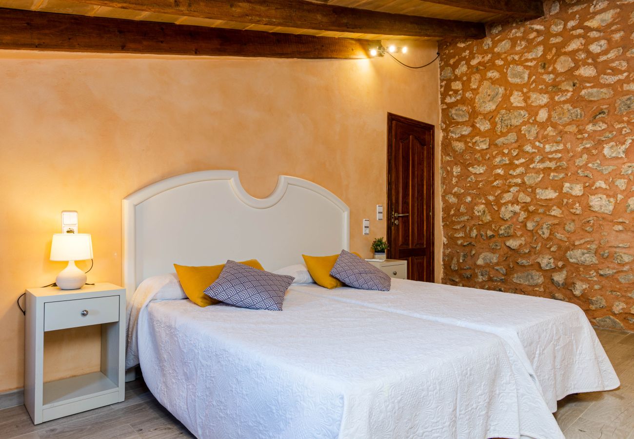 Ferienhaus in Maria de la salut - YourHouse Arraval