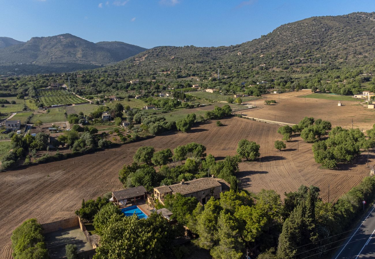 Landhaus in Sant Llorenç Des Cardassar - Finca Son Barbot by Homevillas360