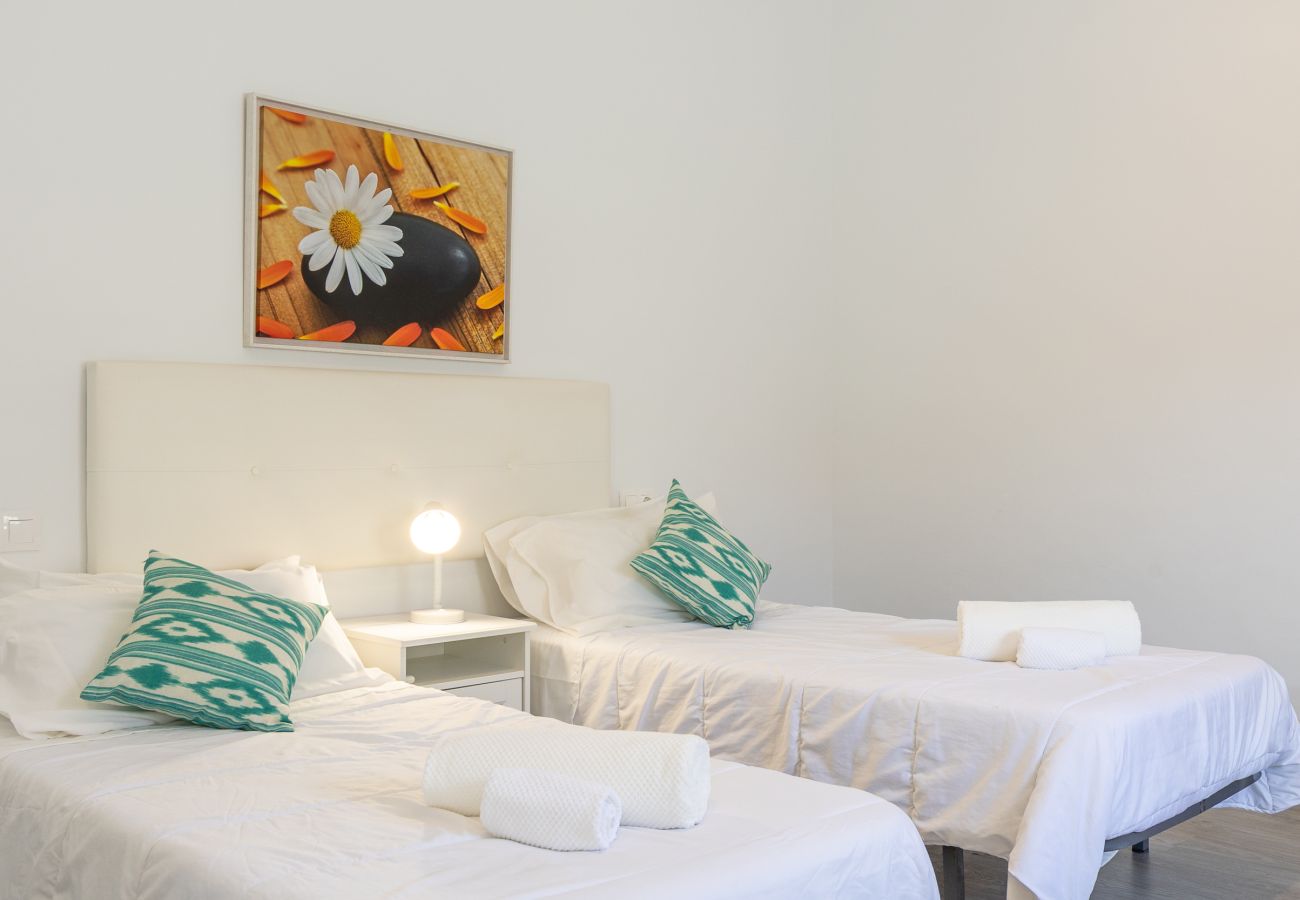 Villa in Alcudia - Villa Casa Blanca By home villas 360