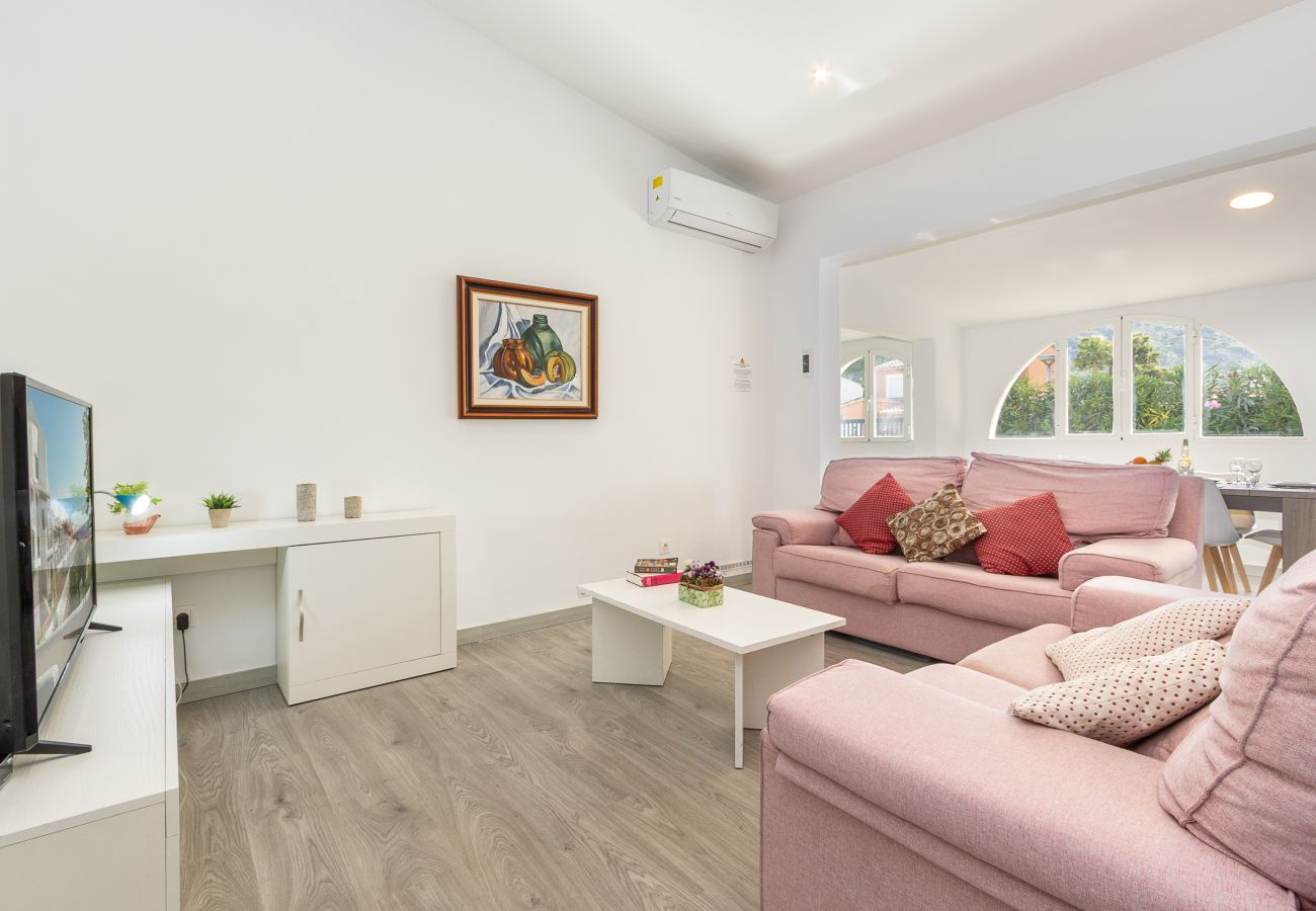 Villa in Alcudia - Villa Casa Blanca By home villas 360