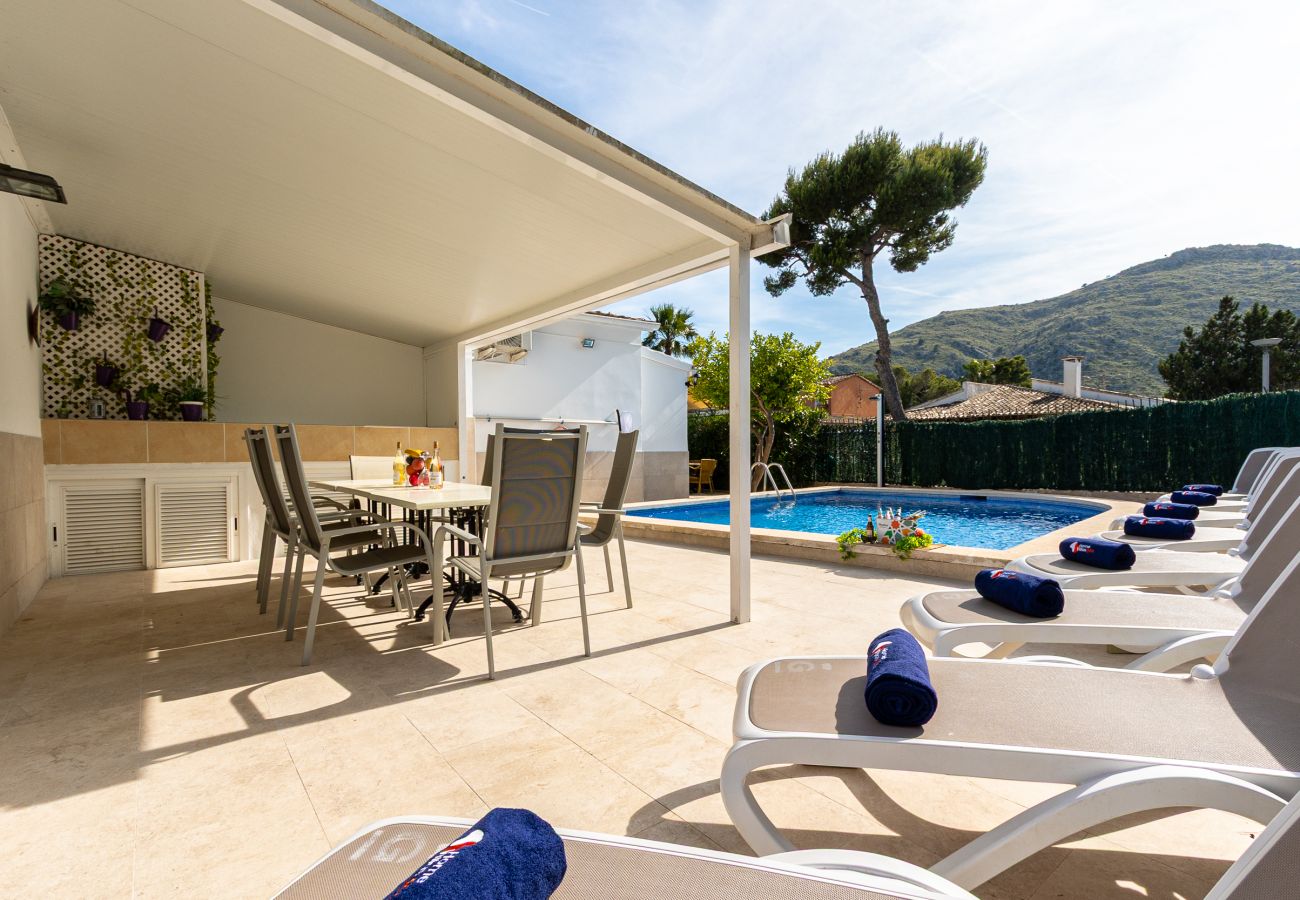 Villa in Alcudia - Villa Casa Blanca By home villas 360