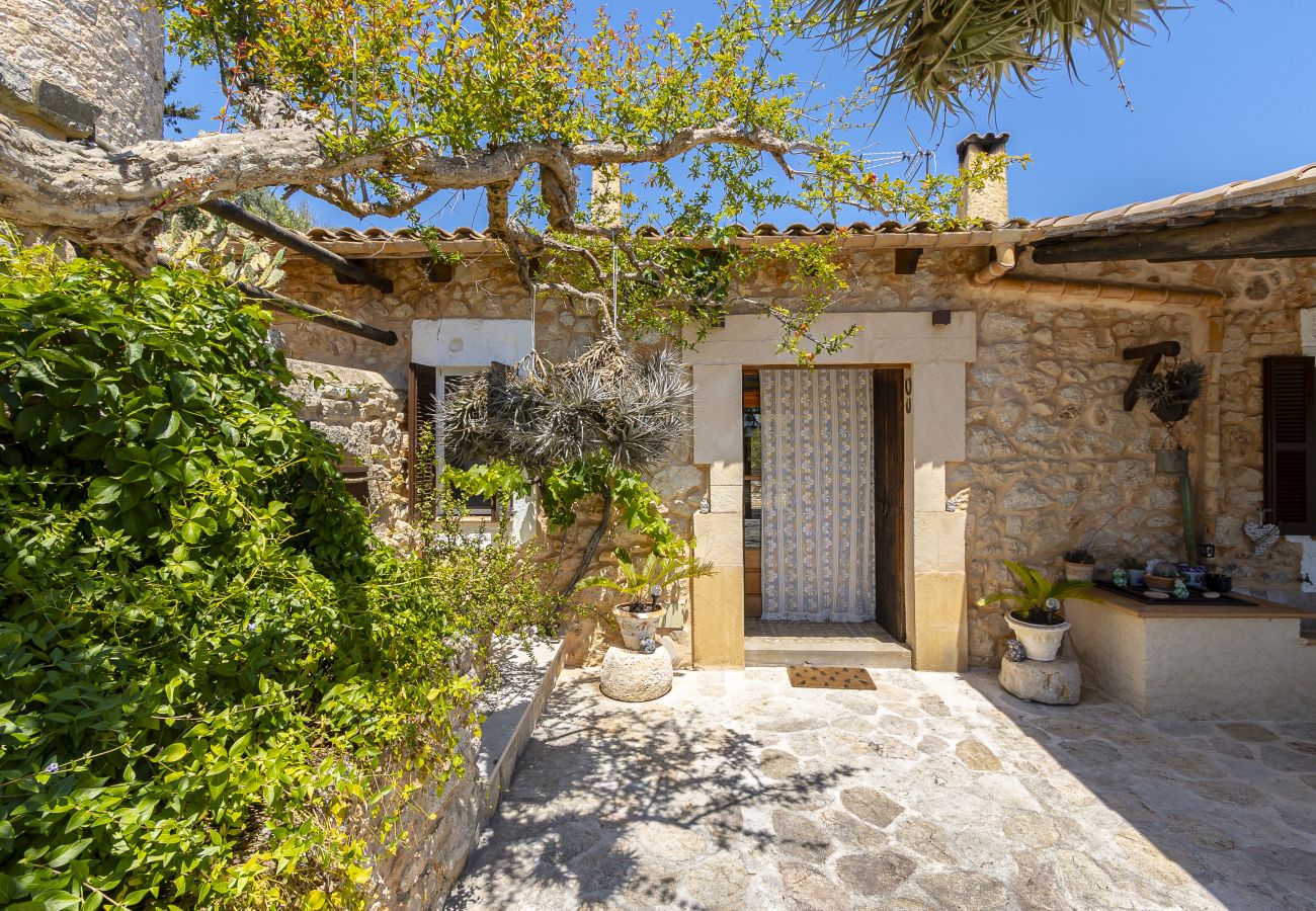 Villa in Sant Llorenç Des Cardassar - Finca Es Moli De Son Pocapalla  By home villas 360