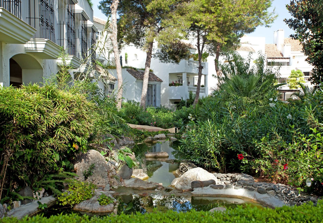 Apartamento en Marbella - White Pearl Beach J4