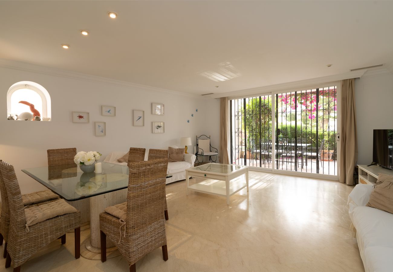 Apartamento en Marbella - White Pearl Beach J4