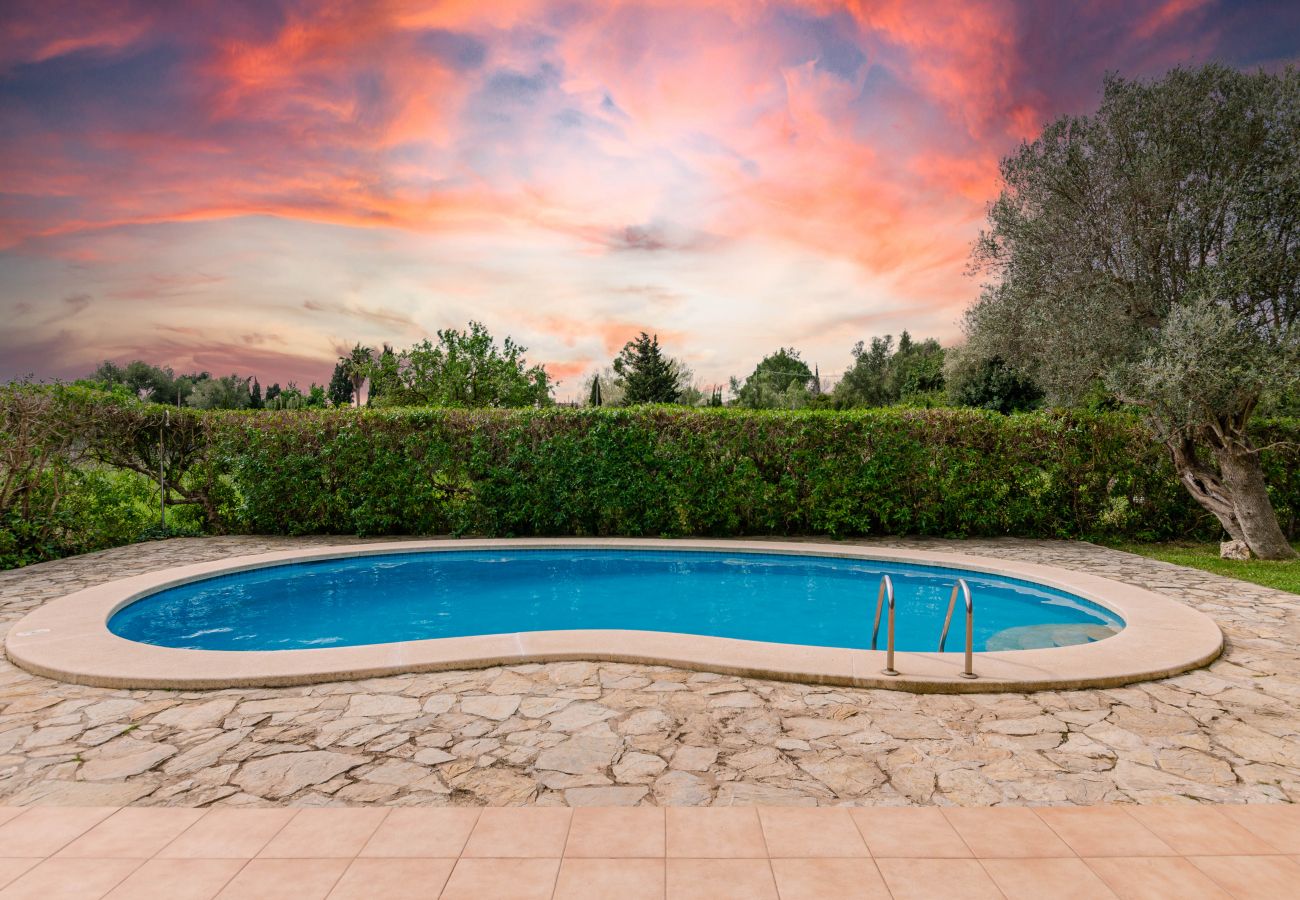 Villa en Pollensa - Finca en Pollença con piscina y barbacoa, Escandeu