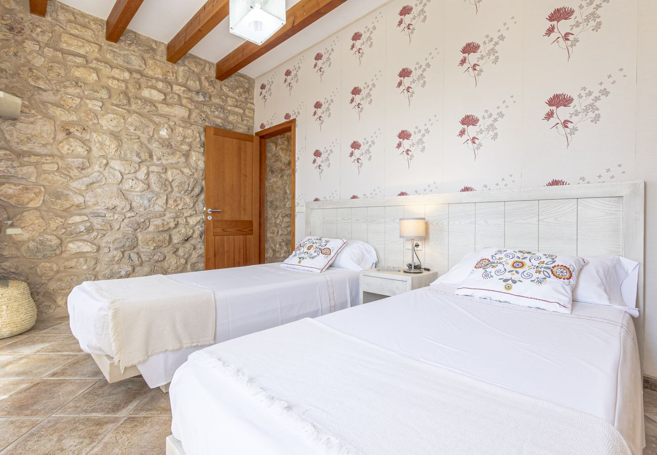 Villa en Sant Llorenç Des Cardassar - Finca Es Moli De Son Pocapalla  By home villas 360