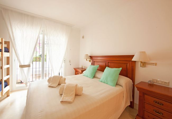 Apartment in Marbella - White Pearl Beach J4