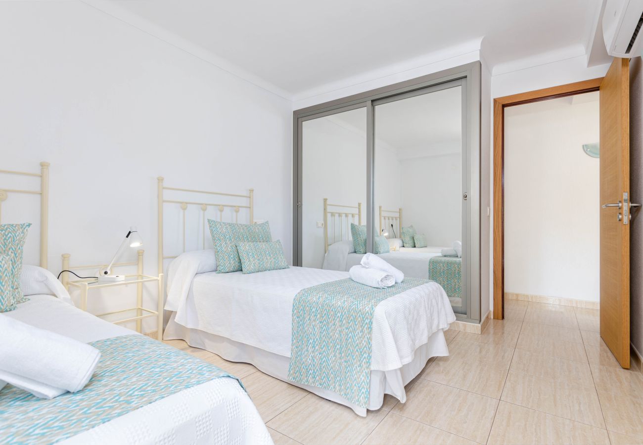 Apartment in Alcudia - YourHouse Roses 9