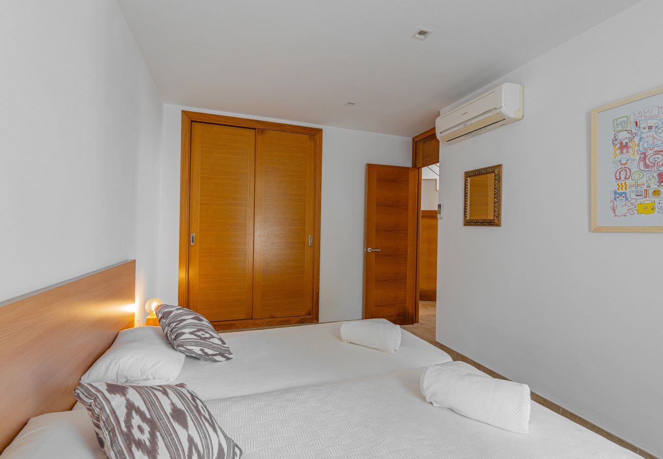 House in Cala Sant Vicenç - Chalet Molins 1 By home villas 360
