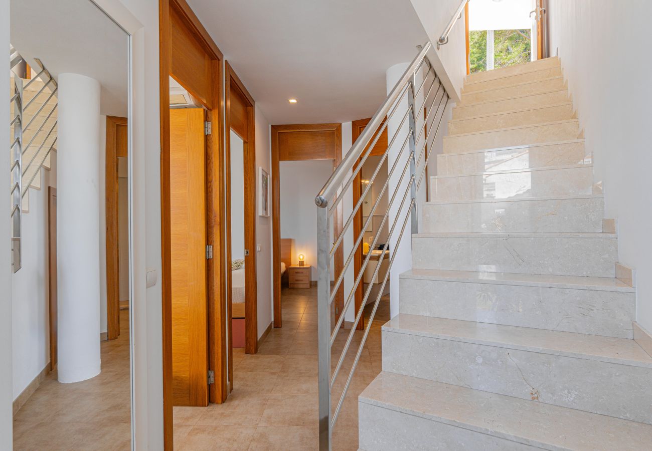 House in Cala Sant Vicenç - Chalet Molins 1 By home villas 360