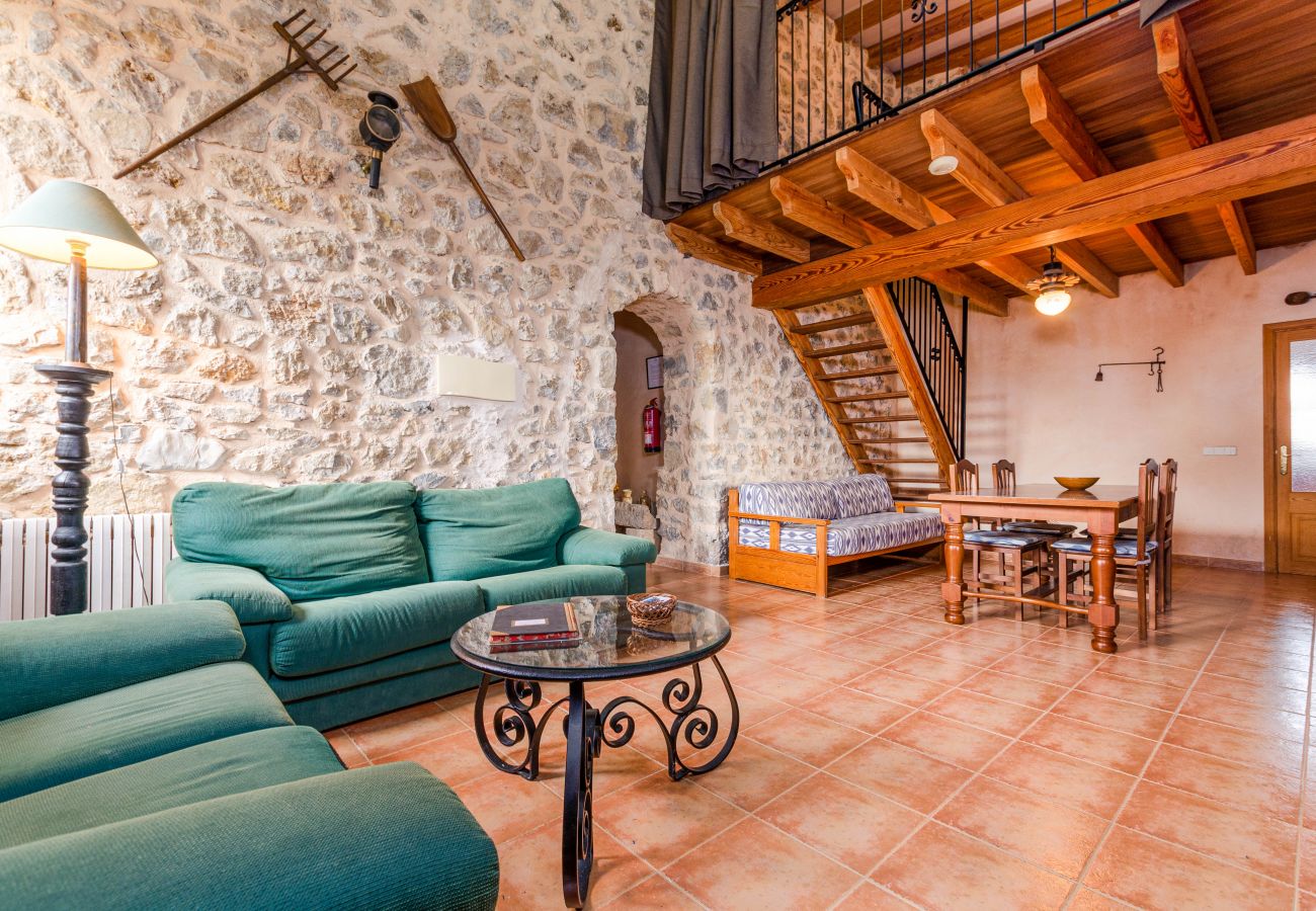 Apartment in Maria de la salut - Apartment in rural house, YourHouse Deulosal