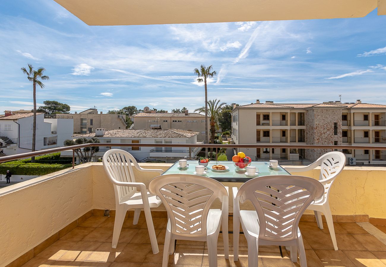 Apartment in Puerto Pollensa - Apartment Llenaire By Homevillas360