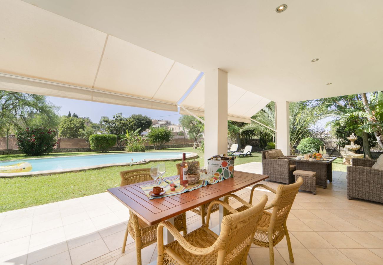 Villa in Alcudia - Villa can Costa by Homevillas360