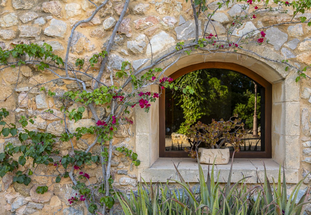 Cottage in Sant Llorenç Des Cardassar - Finca Son Barbot by Homevillas360