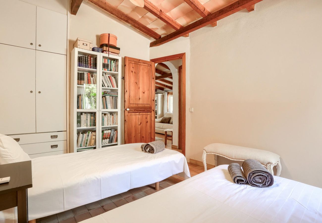 Country house in Petra - A0015 Ca'n Monget