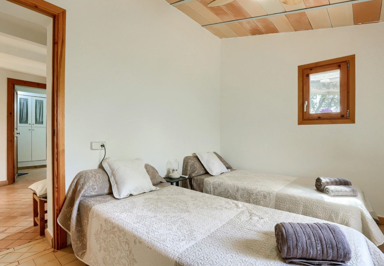 Country house in Petra - A0015 Ca'n Monget