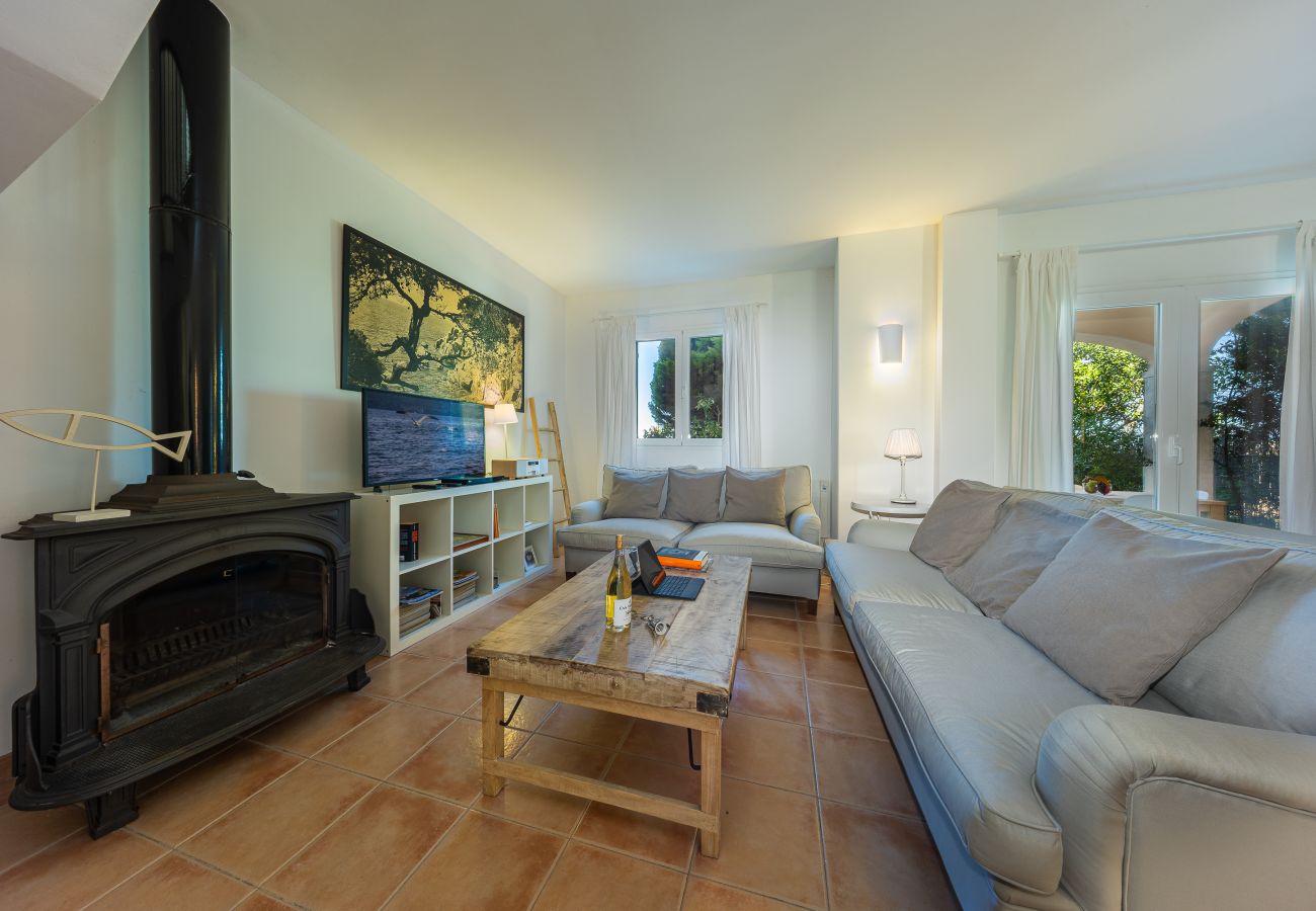 House in Arta - Casa Can Beia by Homevillas360