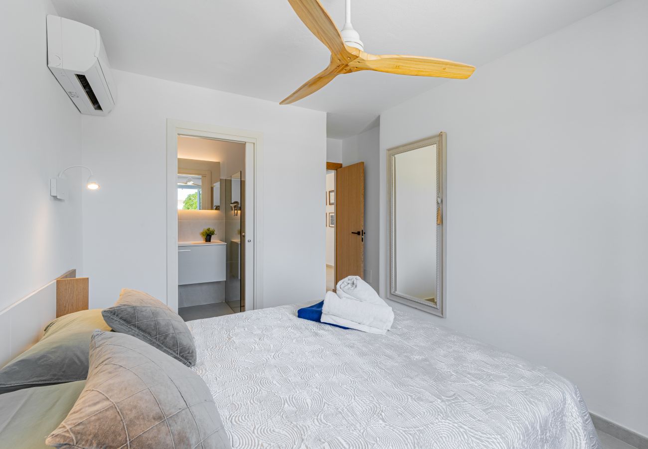 Villa in Cap d´Artruix - Villa El Faro II By Home Villas 360